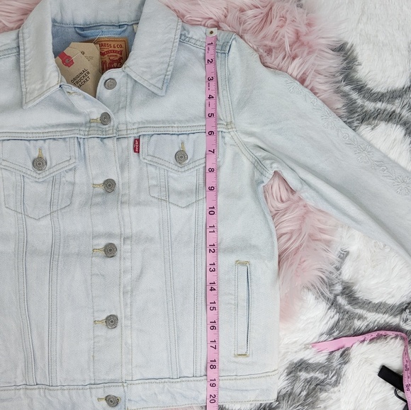 Levi's Floral Embroidered Original Trucker Jacket - Picture 4 of 5
